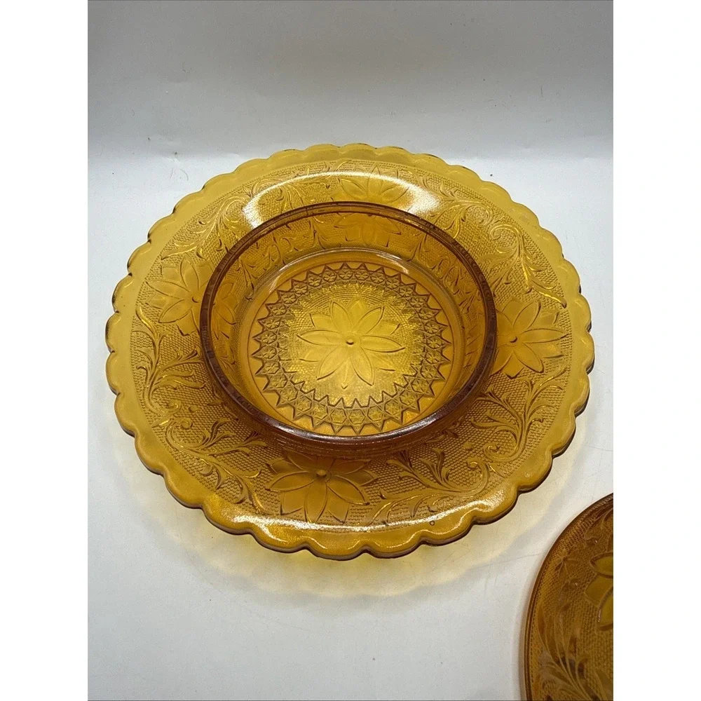 Tiara Amber Sandwich Indiana Covered Lidded‎ ROUND DOMED BUTTER CHEESE DISH